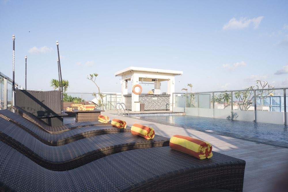 Zia Hotel Kuta Кута Экстерьер фото