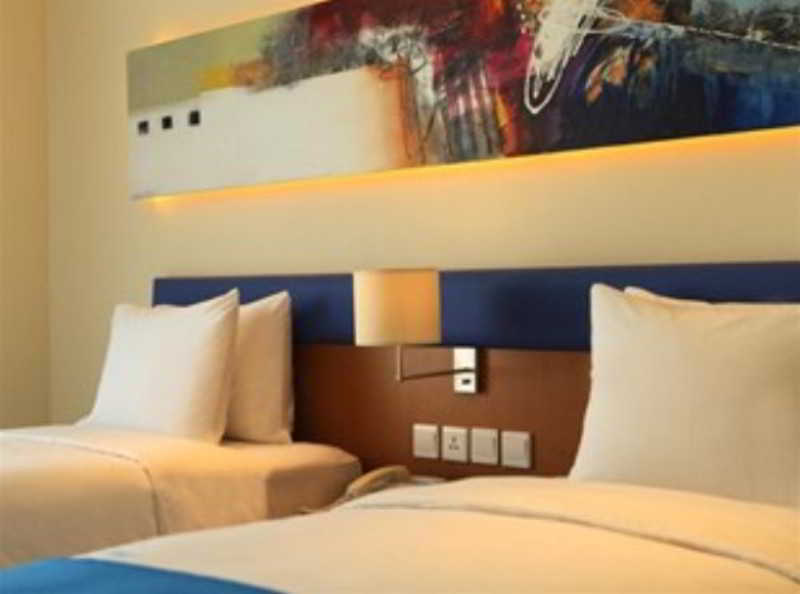 Zia Hotel Kuta Кута Экстерьер фото